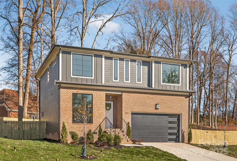 16311 Riverpointe Drive, Charlotte, NC 28278 - Image #3