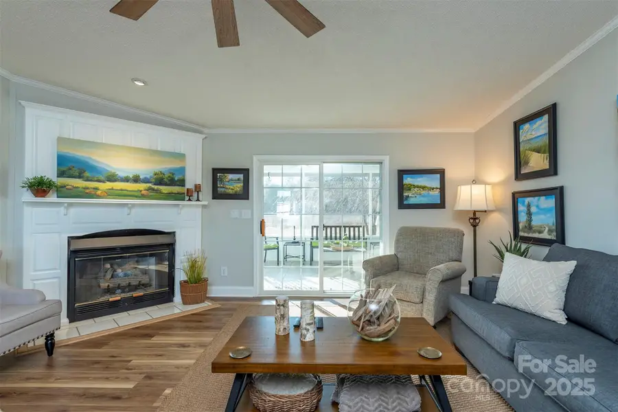 428 Riverwind Drive, Hendersonville, NC 28739 - Image #3