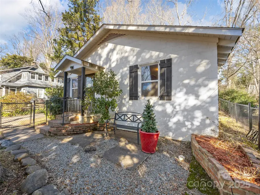 155 Whitney Avenue, Tryon, NC 28782 - Image #3