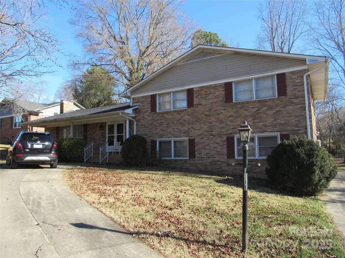 1009 Springs Road, Lincolnton, NC 28092 - Image #1