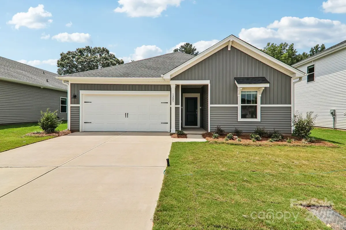 845 Santina Avenue, York, SC 29745 - Image #1