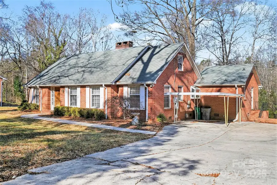 1215 Robinhood Circle, Charlotte, NC 28227 - Image #3