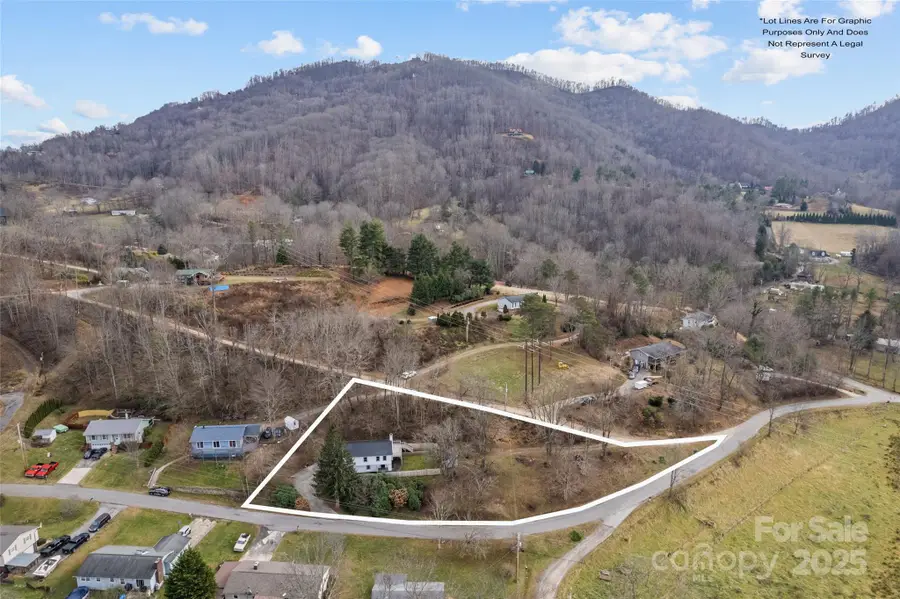 144 Pinehaven Drive, Clyde, NC 28721 - Image #3