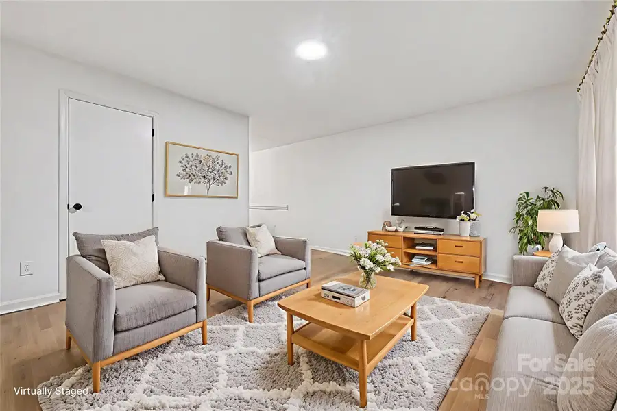 5001 Lakecrest Drive, Charlotte, NC 28215 - Image #2