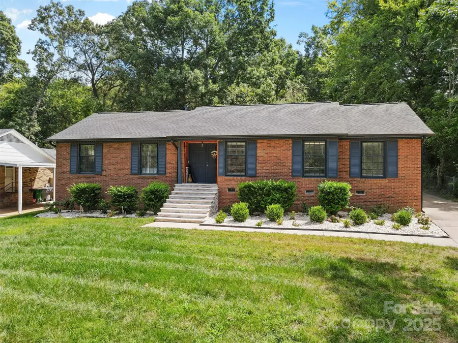 4500 Dawnwood Drive, Charlotte, NC 28212 - #2