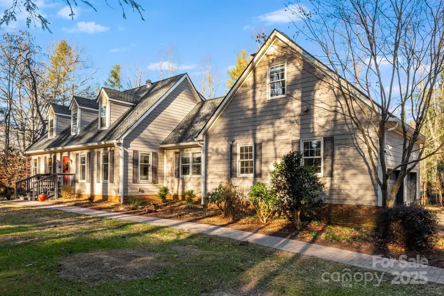 616 Erkwood Drive, Hendersonville Township, NC 28739 - Image #3