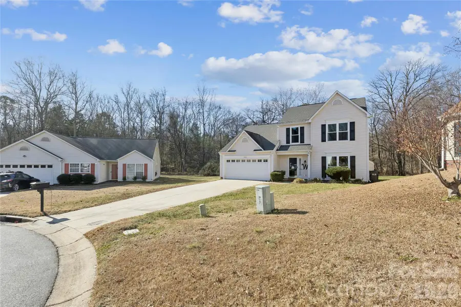 2154 Mallard Green Place, Charlotte, NC 28262 - Image #2