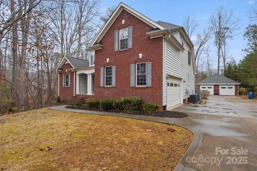 6655 Maple Spring Court, Denver, NC 28037 - Image #3