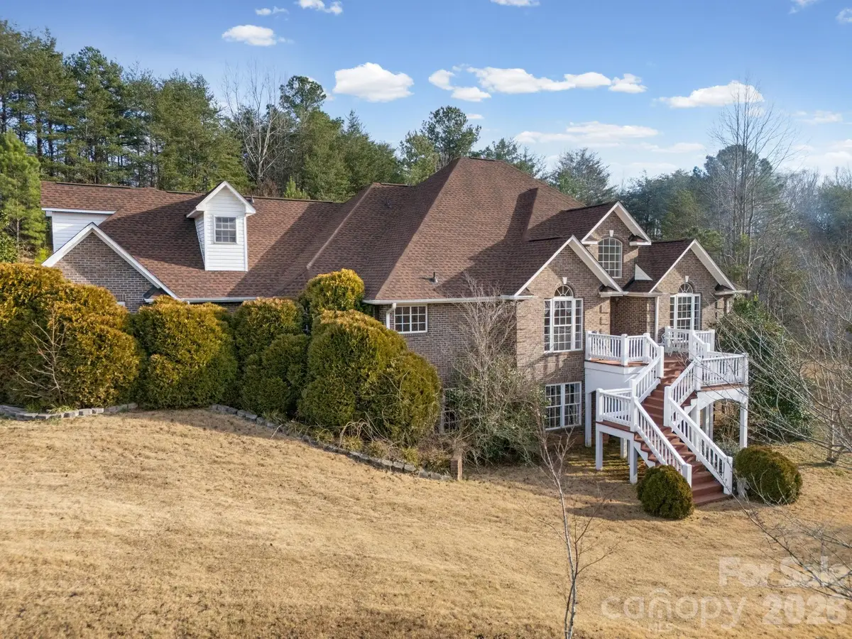 92 Rodaeo Drive, Columbus, NC 28722 - Image #1