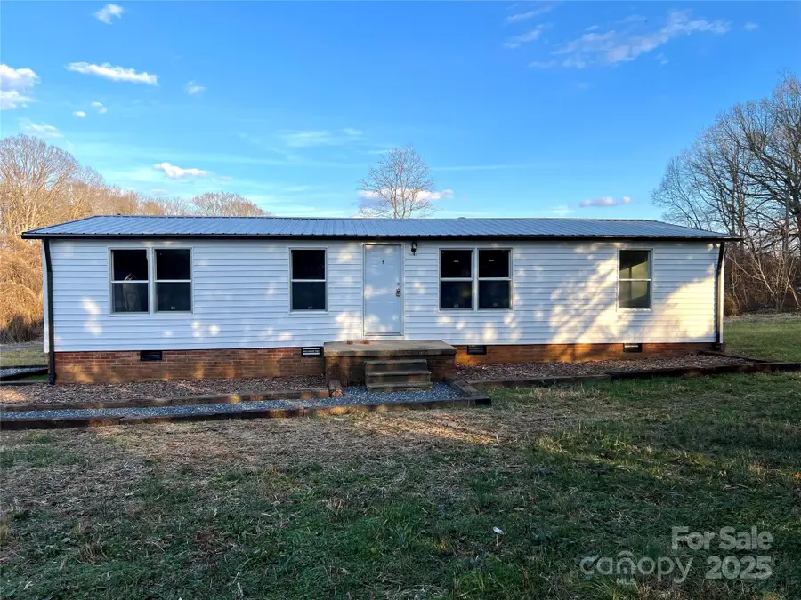 1879 Gaynell Street, Conover, NC 28613 - Image #2