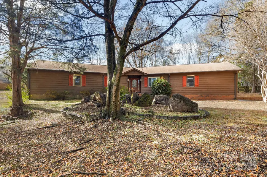 6233 Providence Court Nw, Concord, NC 28027 - Image #2