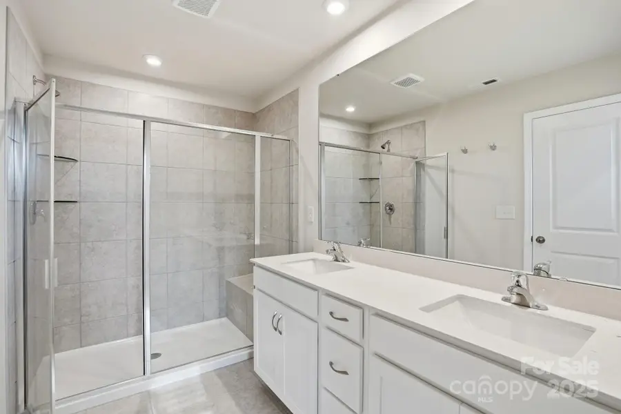 2135 Vinyasa Lane, Charlotte, NC 28215 - Image #3