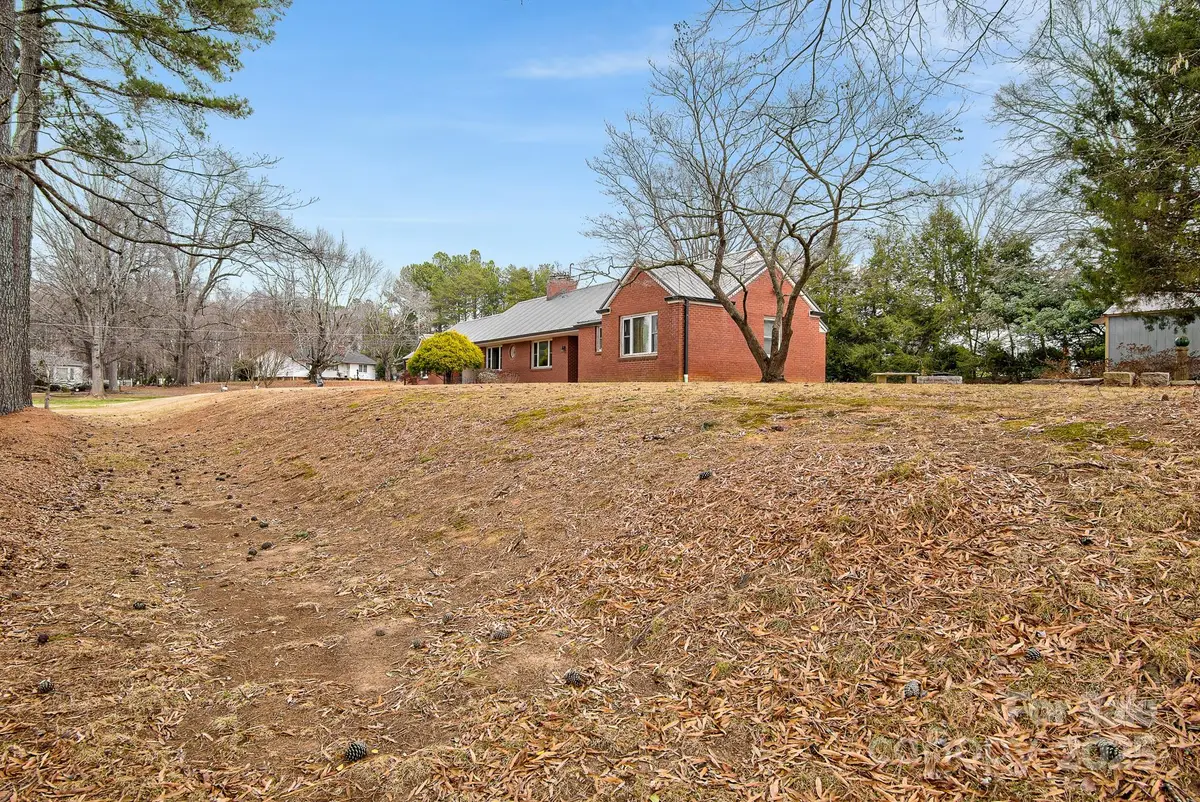 512 Gold Hill Avenue, Rockwell, NC 28138 - Image #1