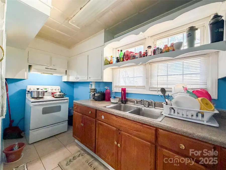 618 Clyde Street, Gastonia, NC 28052 - Image #3