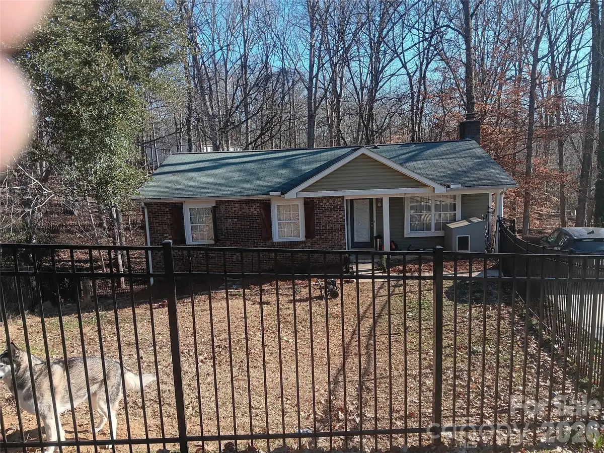 8443 Shiredale Lane, Charlotte, NC 28212 - Image #1