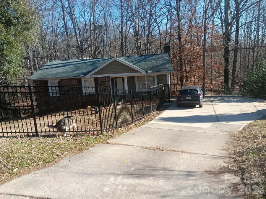 8443 Shiredale Lane, Charlotte, NC 28212 - Image #3