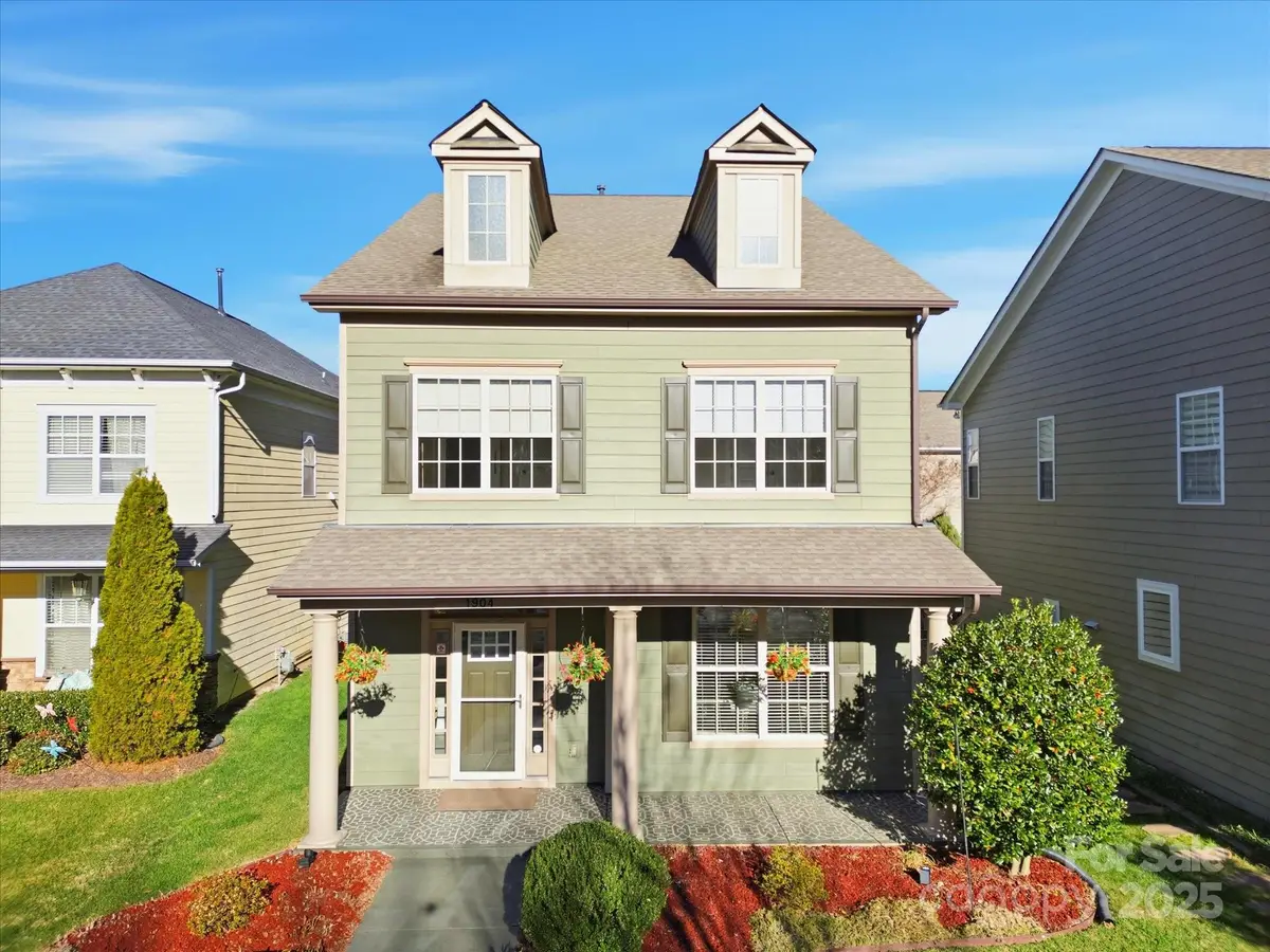 1904 Woodward Avenue, Charlotte, NC 28206 - Image #1