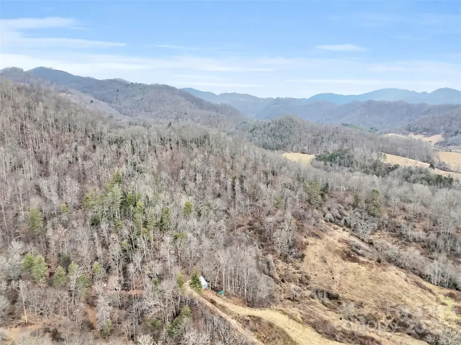 89 Kirkpatrick Cove, Clyde, NC 28721 - Image #3