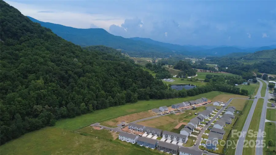 123 Clear Creek Lane, Waynesville, NC 28785 - Image #2