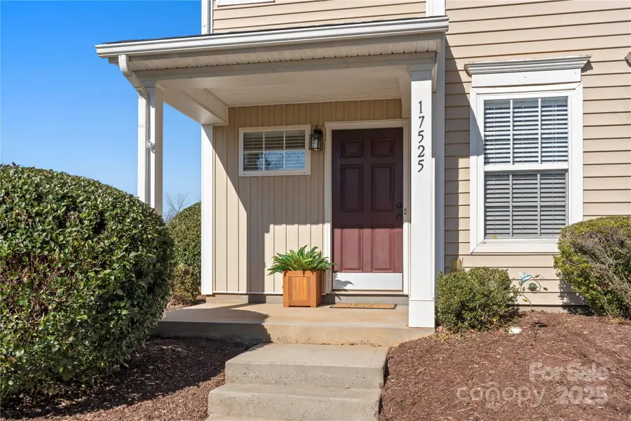 17525 Caldwell Track Drive, Cornelius, NC 28031 - Image #2