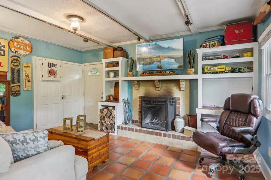 416 S Cherokee Avenue, Black Mountain, NC 28711 - Image #3