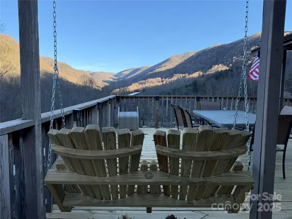 82 Zeb Brendle Road, Bryson City, NC 28713