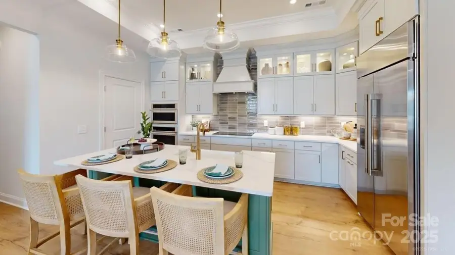 4172 Creek Bridge Circle #112, Charlotte, NC 28213 - Image #2