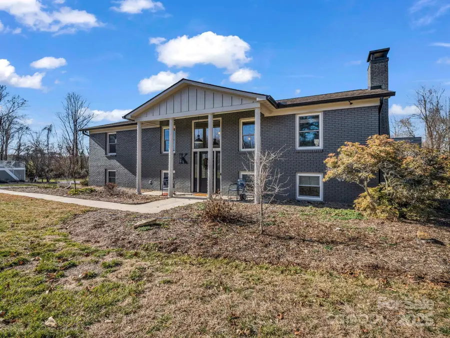 1717 Glenheath Drive, Hendersonville, NC 28791 - Image #3