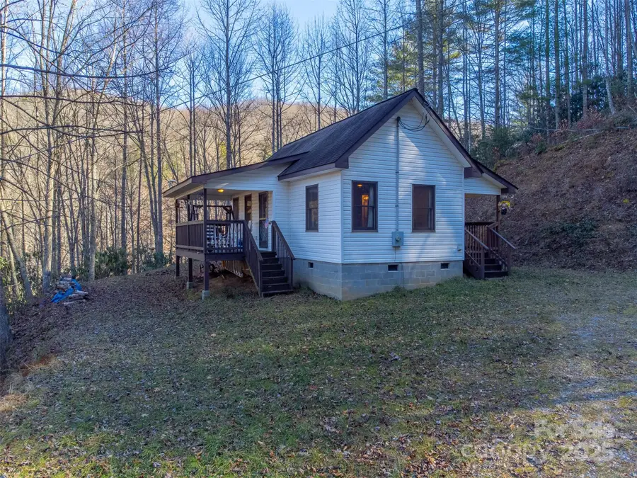 109 Hog Cove Road, Sylva, NC 28779 - Image #3