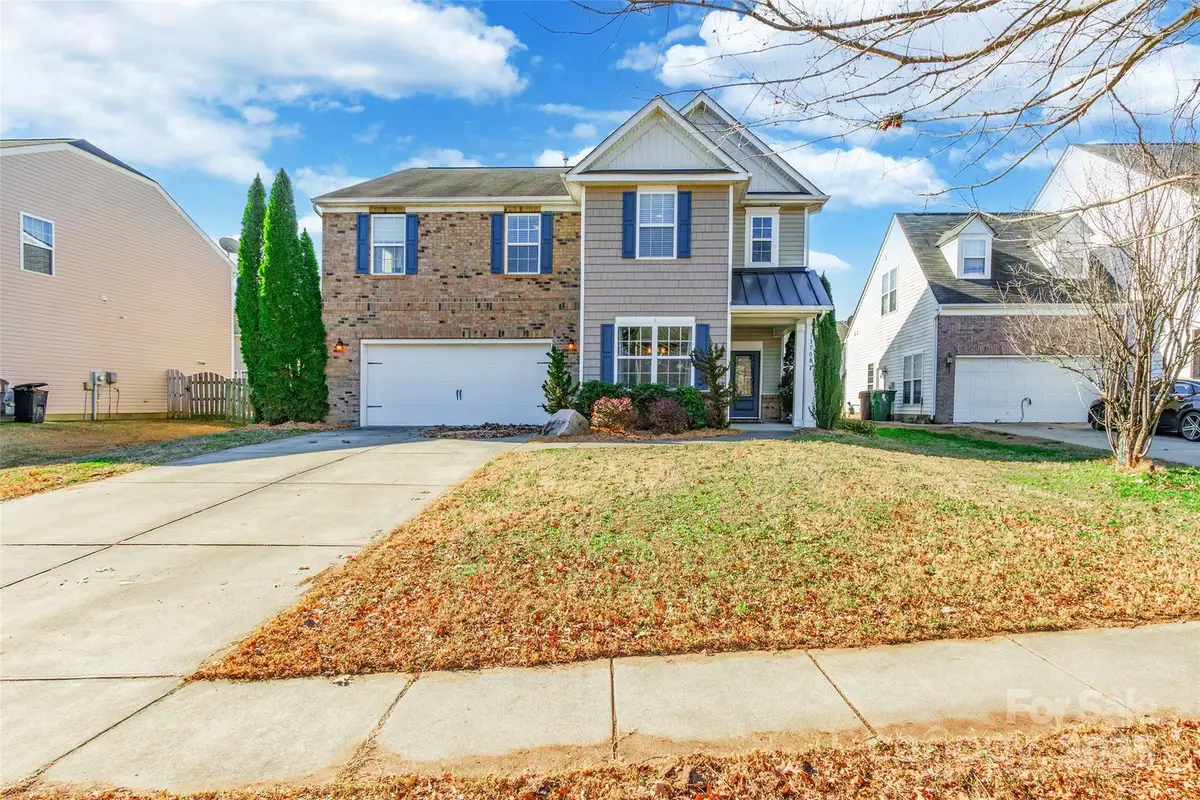 13708 Sunrise View Drive, Charlotte, NC 28278 - Image #1