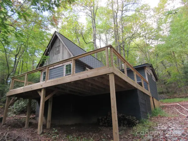30 Rainbow Lake Circle, Black Mountain, NC 28711