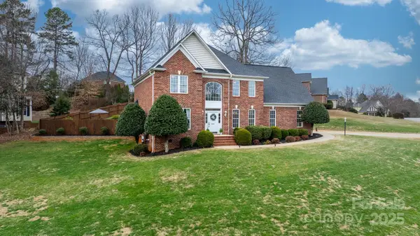 3845 Steve Ikerd Drive Ne, Hickory, NC 28601