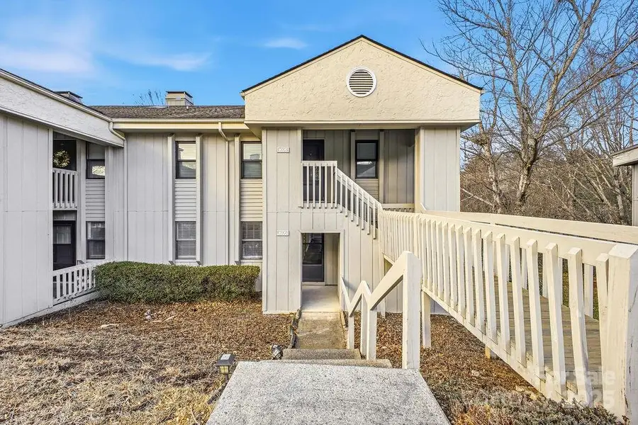 1605 Abbey Circle, Asheville, NC 28805 - Image #2