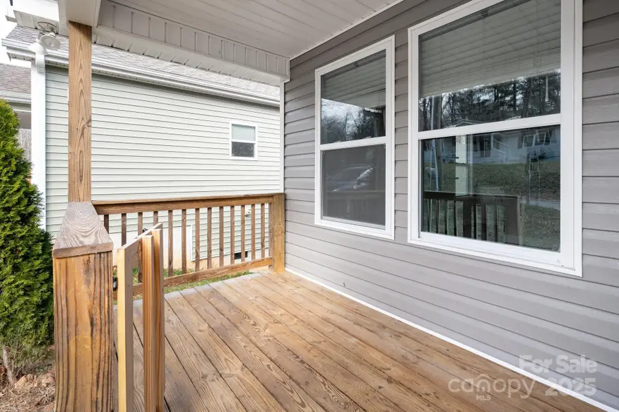 11 Shadowlawn Drive, Asheville, NC 28806 - Image #2