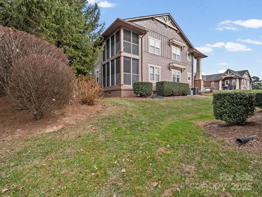 1002 Deermouse Way, Hendersonville, NC 28792 - Image #3