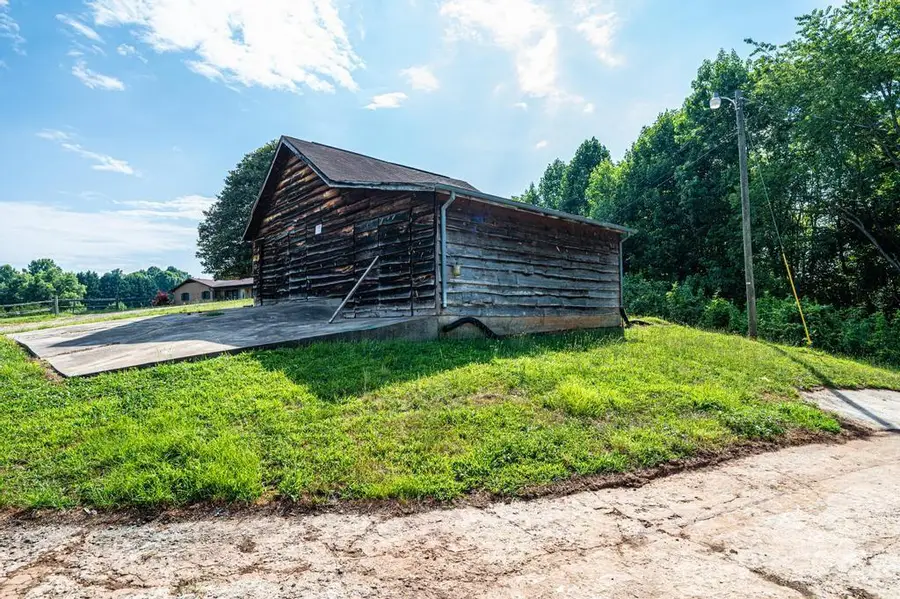 3398 Shamrock Heights, Hudson, NC 28638 - Image #3