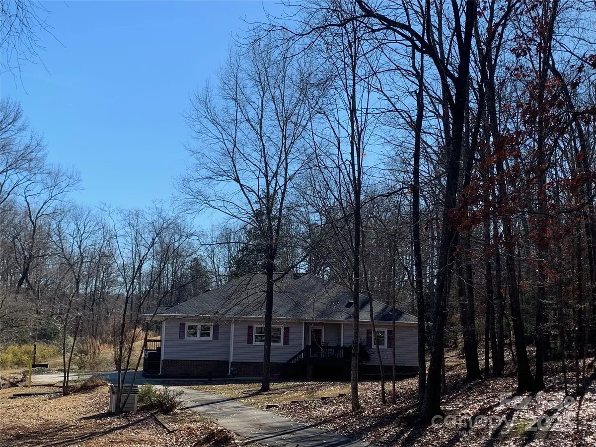 10803 Chestnut Hill Drive, Matthews, NC 28105 - Image #1