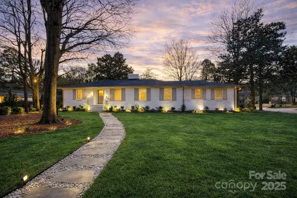 6300 Burlwood Road, Charlotte, NC 28211