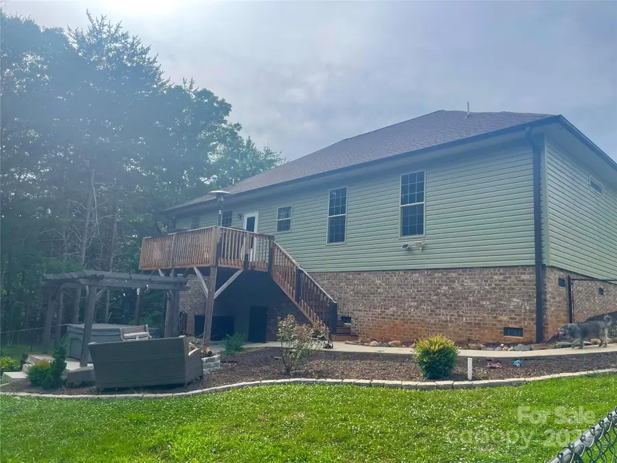 21 Par Drive, Granite Falls, NC 28630 - Image #3