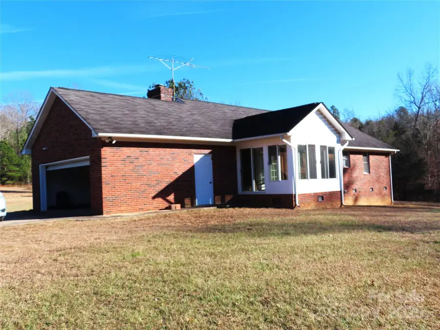 483 C E Stewart Road, Clover, SC 29710 - Image #3