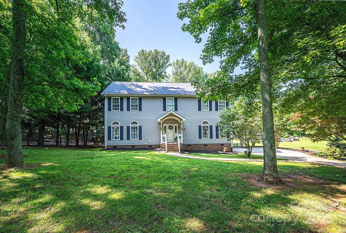 1575 Lewis Farm Road, Kings Mountain, NC 28086 - Image #1