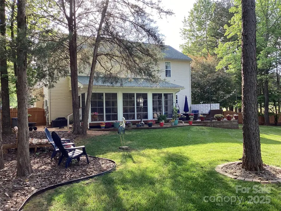 9106 Dogwood Ridge Drive, Charlotte, NC 28227 - Image #2