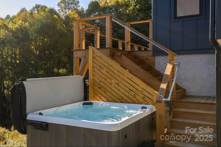 4612 Shulls Mill Road, Blowing Rock, NC 28605 - Image #3