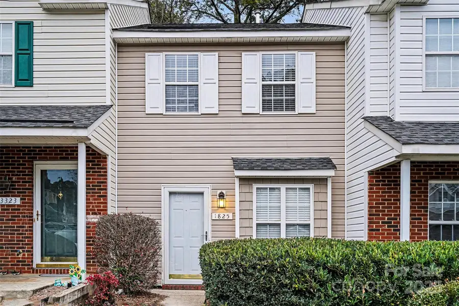 1825 Birch Heights Court, Charlotte, NC 28213 - Image #3