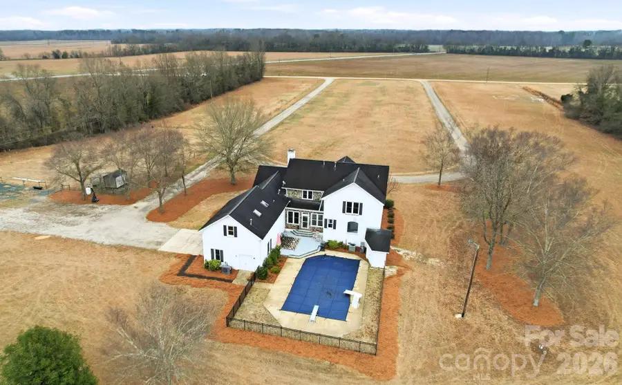 1004 Four Mile Loop, Cheraw, SC 29520 - #2