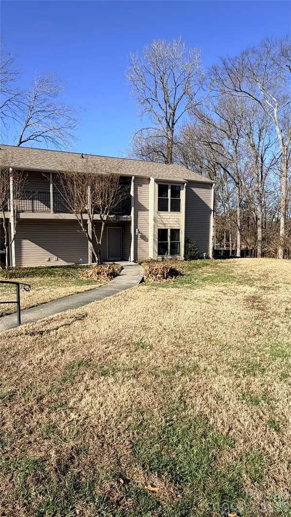 11048 Cedar View Road, Charlotte, NC 28226