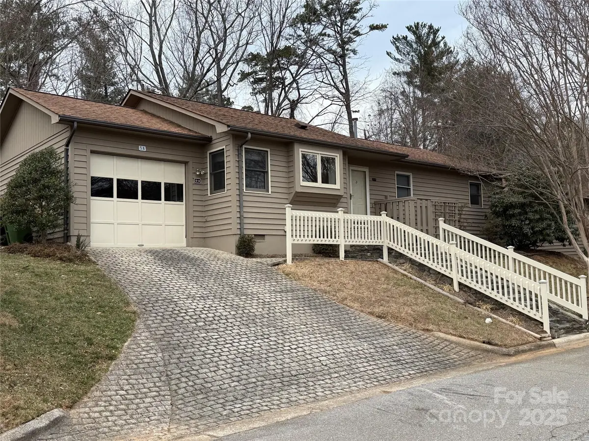 5 Hedgerose Court #A, Asheville, NC 28805 - Image #1