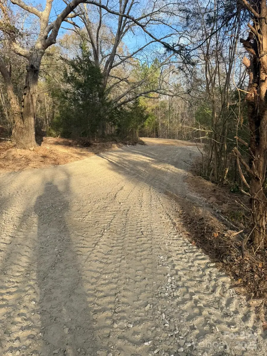 5482 Old Winnsboro Road, Great Falls, SC 29055 - Image #2