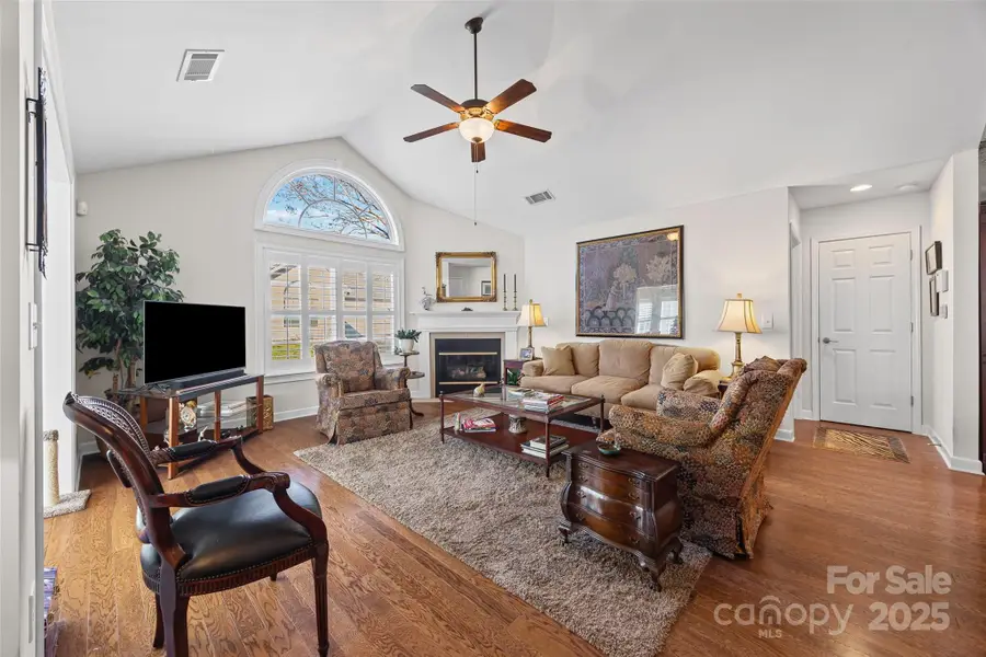 104 Lone Oak Circle, Rock Hill, SC 29732 - Image #2