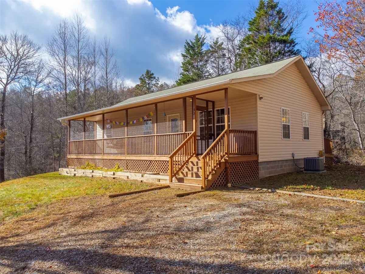 33 E H Bailey Road, Bryson City, NC 28713 - Image #1